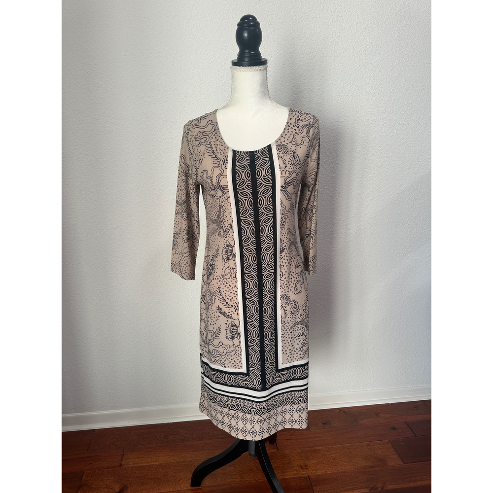 Dana Buchman Shift Dress Small Paisley Geometric Print Neutral 3/4 Sleeve Dress